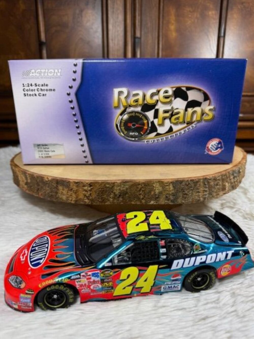 Vintage Jeff Gordon #24 DuPont 2005 Monte Carlo Chrome 1:24 Scale Stock Car